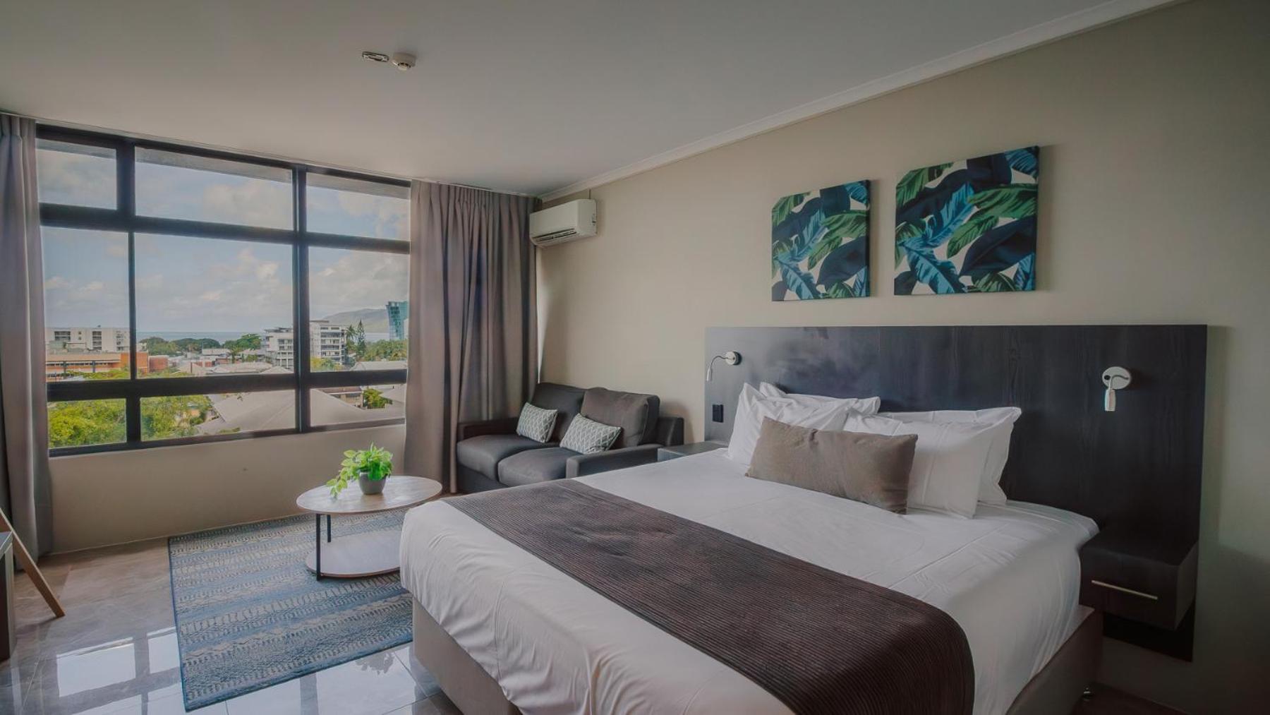 Sunshine Tower Hotel Cairns Eksteriør bilde
